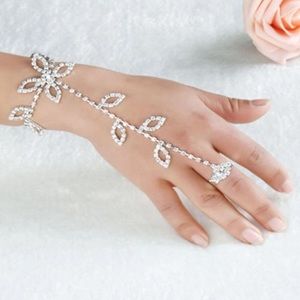 NEW CRYSTAL FLOWER & LEAF RING BRACELET